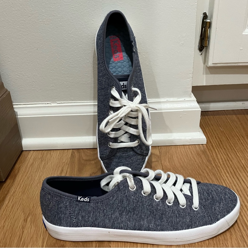 Women’s keds sneakers